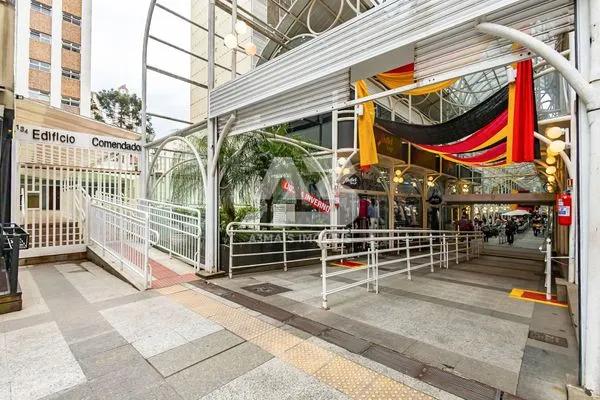 Apartamento 3 quartos à venda, 143m² por R$750.000 no Centro, Curitiba/PR