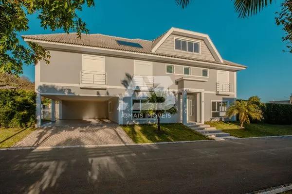 Casa 5 dormitórios à venda, 447m² por R$4.100.000 no São Braz, Curitiba/PR