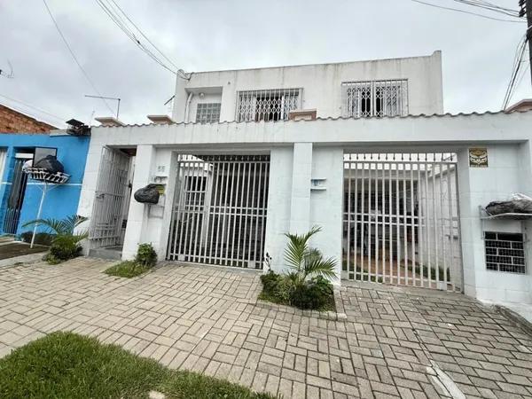 Casa à venda, 212 m² por R$ 590.000,00 - Alto Boqueirão - Curitiba/PR