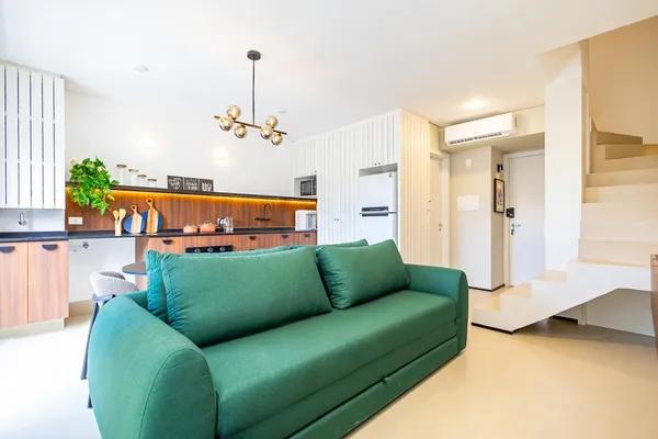 Apartamento duplex mobiliado 2 quartos à venda no Cabral em Curitiba/PR