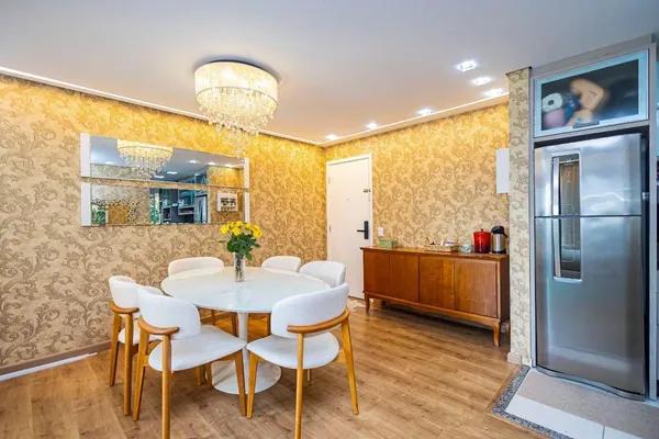 Apartamento com 2 dormitórios à venda, 70 m² por R$ 750.000,00 - Bacacheri - Curitiba/PR