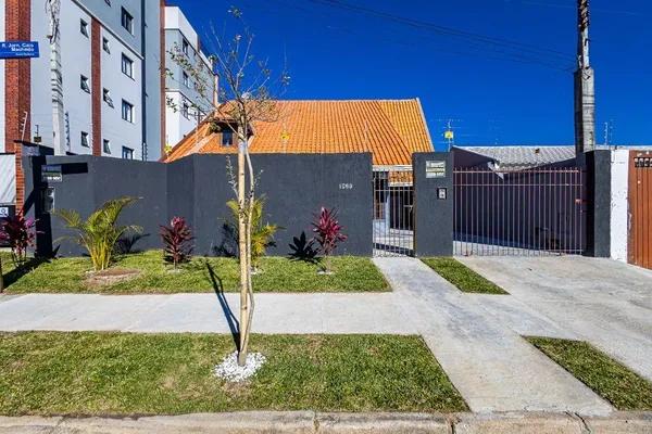 Sobrado com 3 dormitórios à venda, 236 m² por R$ 1.100.000,00 - Santa Quitéria - Curitiba/PR