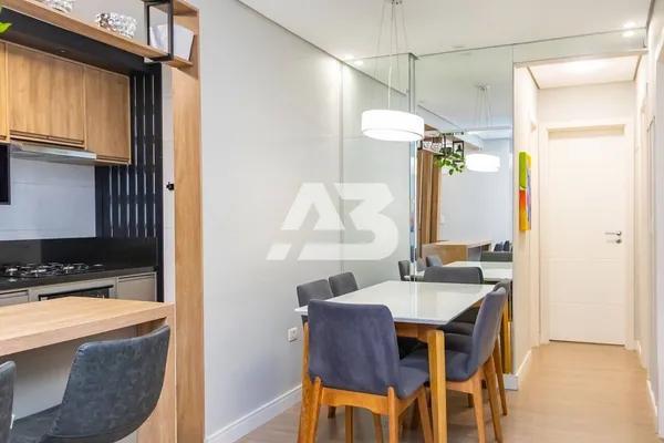 Apartamento com 3 dormitórios à venda, 73 m² por R$ 630.000,00 - Novo Mundo - Curitiba/PR