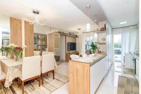 Apartamento semimobiliado com 3 quartos, suíte com closet e sacada gourmet no Xaxim
