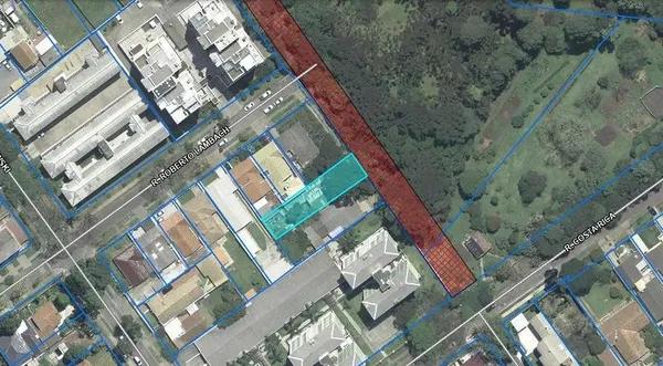 Terreno de 484m² no Bacacheri, poucos metros do Parque Bacacheri