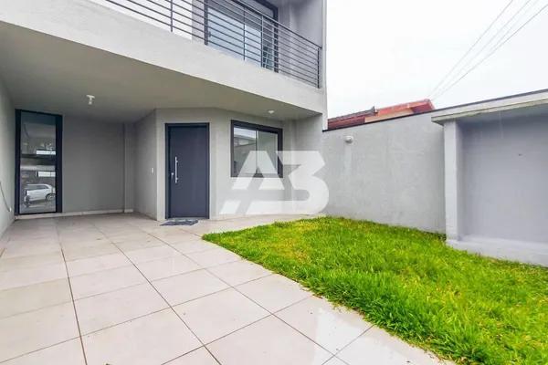 Sobrado com 3 dormitórios à venda, 123 m² por R$ 850.000,00 - Xaxim - Curitiba/PR
