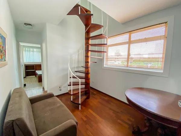 Oportunidade Única no Centro/Batel: Apartamento Duplex  1 dormitório