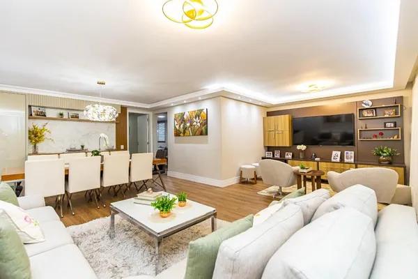 Casa Ampla com Espaço Gourmet e Suíte Conforto em Curitiba