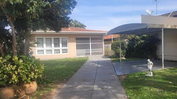 CASA com 4 dormitórios à venda com 588m² por R$ 1.250.000,00 no bairro Portão - CURITIBA / PR