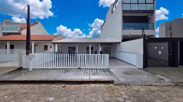 Casa Mobiliada com 3 dormitórios à venda, 150 m² por R$ 1.300.000 - Balneário Costa Azul - Matinhos/PR