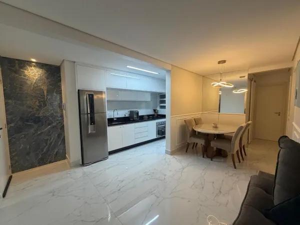 Apartamento com 3 dormitórios à venda, 75 m² por R$ 600.000 - Novo Mundo - Curitiba/PR