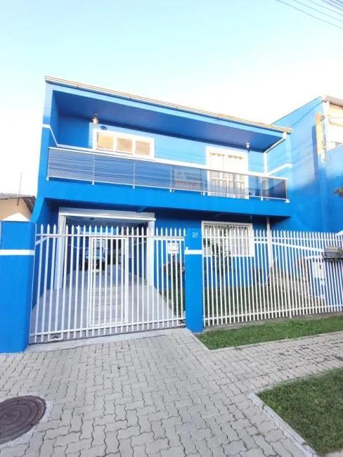 Sobrado para Venda em Curitiba, Campo de Santana, 4 dormitórios, 1 suíte, 4 banheiros, 3 vagas