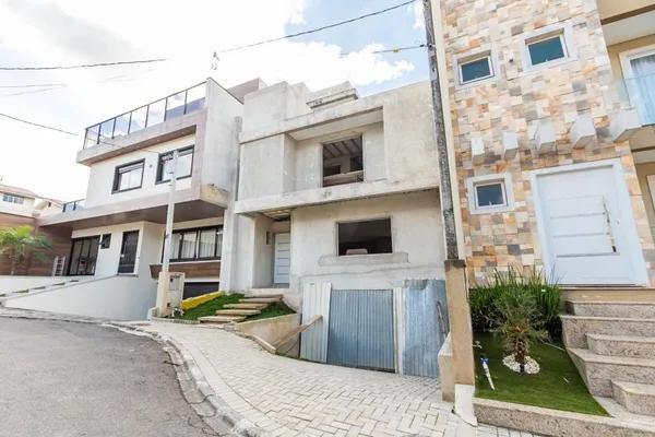Sobrado à venda, 233 m² por R$ 1.380.000,00 - Pinheirinho - Curitiba/PR