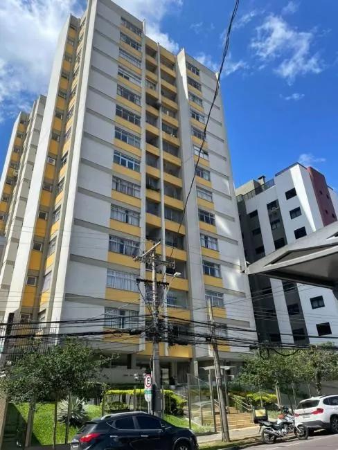 EXCELENTE APTO NO CENTRO CIVICO CABRAL ALTO DA GLORIA - PEÇAS AMPLAS ENSOLARADO