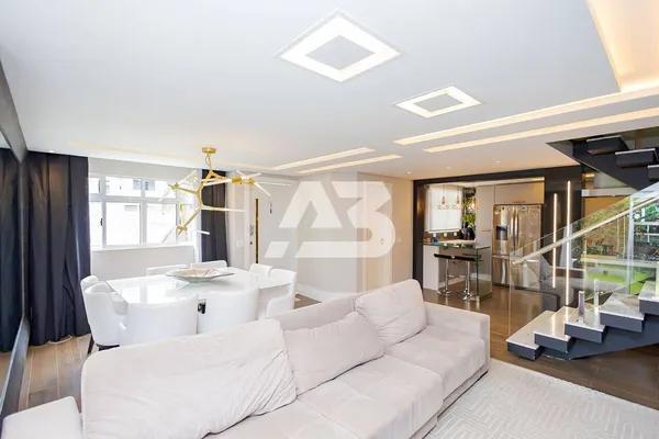 Sobrado com 4 dormitórios à venda, 221 m² por R$ 1.700.000,00 - Jardim das Américas - Curitiba/PR