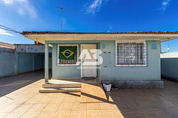  Casa com 3 dormitórios à venda, 133 m² por R$ 850.000,00 - Capão da Imbuia - Curitiba/PR