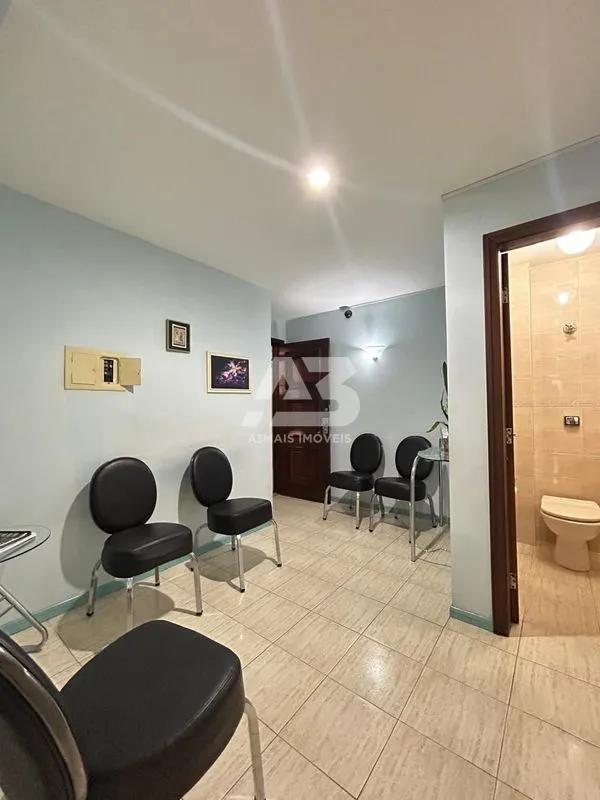 Sala Comercial  à venda, 87m² por R$357.900 no Centro de Curitiba
