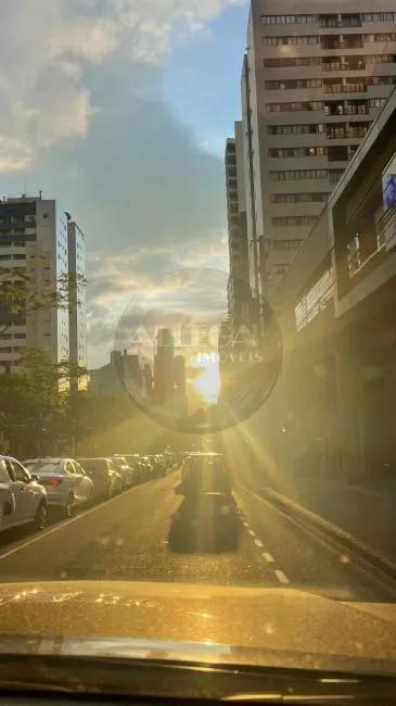 Apartamento à venda com 2 quartos, 41,00m² privativo, 1 vaga no Bigorrilho - Curitiba -  Vista definida.