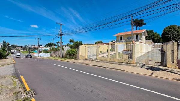 Sobrado com 3 dormitórios à venda, 310 m² por R$ 1.250.000,00 - Boqueirão - Curitiba/PR