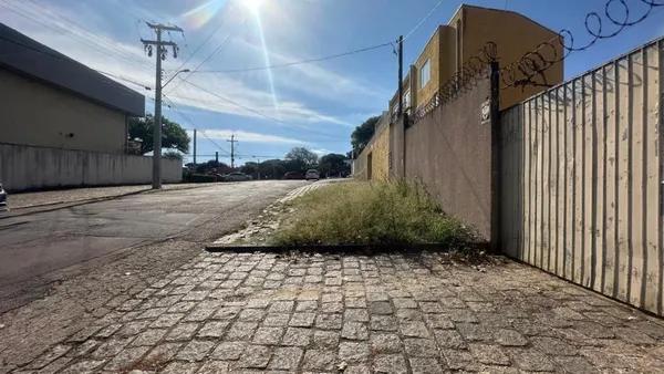 Terreno à venda, 417 m² por R$ 520.000,00 - Rebouças - Curitiba/PR