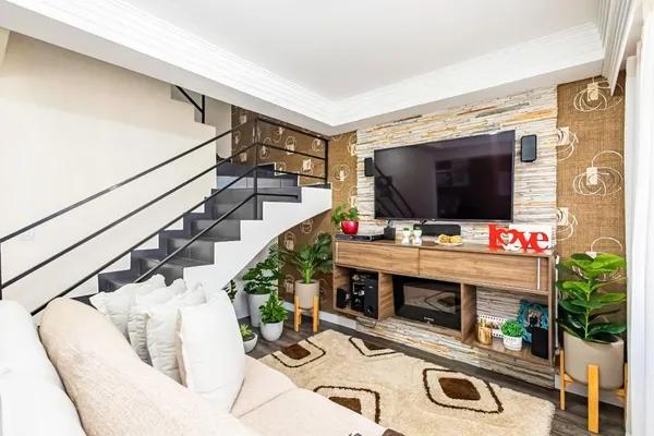 Sobrado com 3 dormitórios à venda, 115 m² por R$ 560.000,00 - Pinheirinho - Curitiba/PR