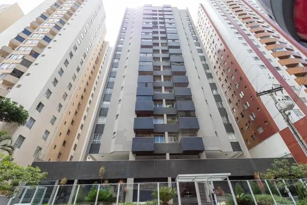 Apartamento com 3 quartos sendo 1 suite com 88 m² para Venda na Rua Atílio Bório, 80, Cristo Rei, Curitiba.