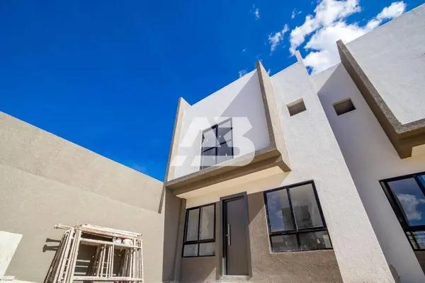 Sobrado com 3 dormitórios à venda, 100 m² por R$ 627.000,00 - Xaxim - Curitiba/PR
