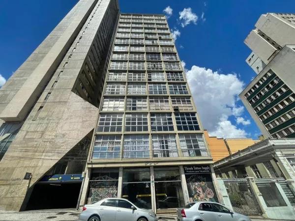 CONSULTÓRIO ODONTOLÓGICO COMPLETO – PRONTO PARA OPERAR NO CENTRO DE CURITIBA