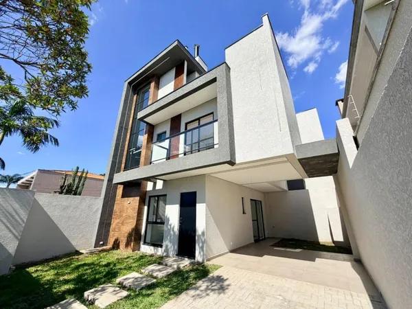 Sobrado com 3 dormitórios à venda, 266 m² por R$ 989.000,00 - Novo Mundo - Curitiba/PR