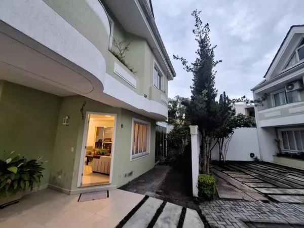 SOBRADO com 4 dormitórios à venda com 189m² por R$ 1.279.000,00 no bairro Jardim das Américas - CURITIBA / PR