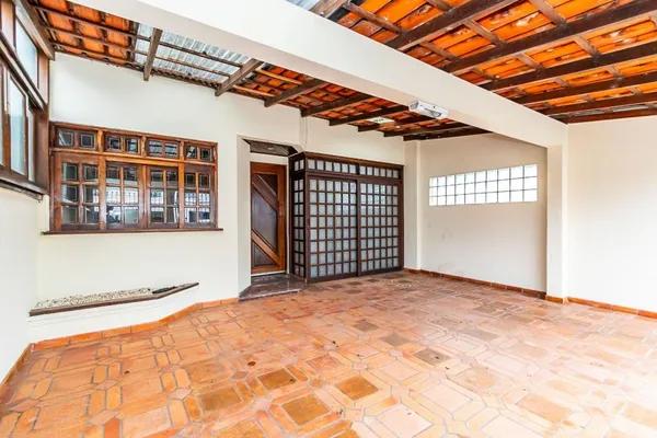 Casa com 3 dormitórios para alugar, 120 m² - Tarumã - Curitiba/PR