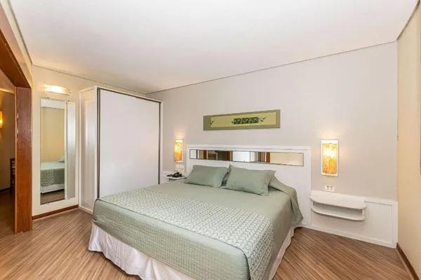 Invista em flat no Centro de Curitiba | Renda média comprovada de R$ 2.162/mês