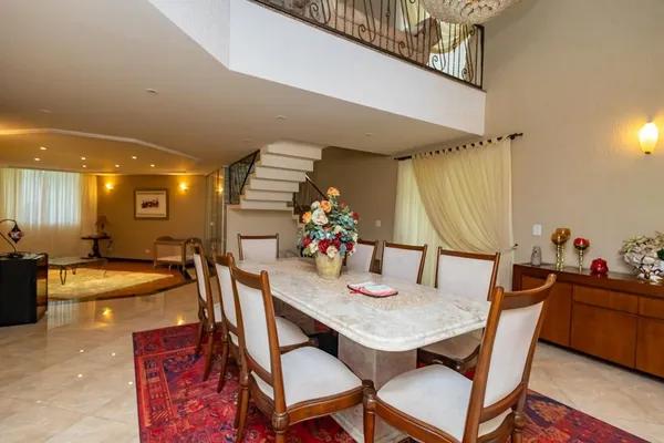 Luxuoso Triplex à Venda no Boa Vista – 4 Suítes e 580m² de Conforto!