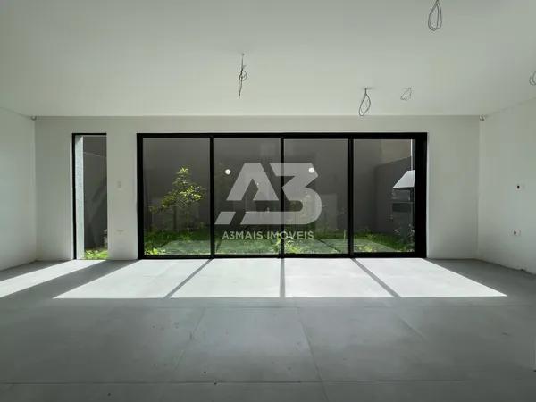 Casa com 3 quartos para aluguel em Guabirotuba