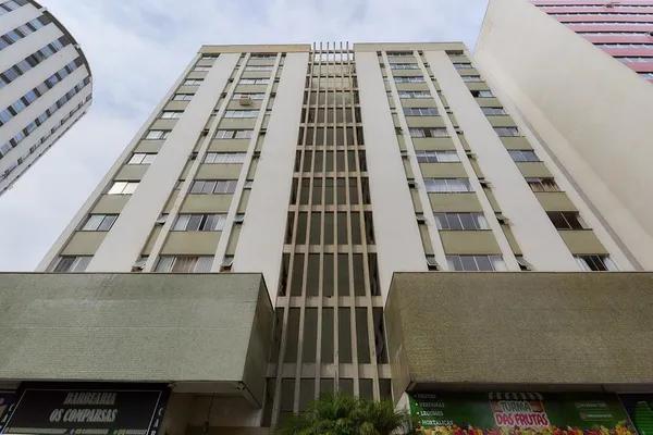 Apartamento em último andar no Centro de Curitiba | 2 quartos | vaga | Ed. Professor Ewaldo Schiebler