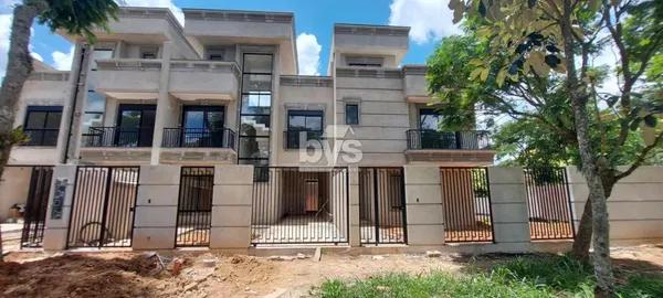 SOBRADO com 3 dormitórios à venda por R$ 1.030.000,00 no bairro Bom Retiro - CURITIBA / PR