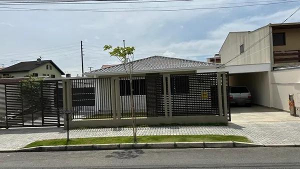 Casa com 3 dormitórios à venda, 200 m² por R$ 1.300.000,00 - Portão - Curitiba/PR