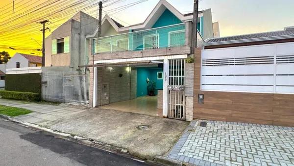 SOBRADO com 3 dormitórios à venda com 97.84m² por R$ 399.000,00 no bairro Vitória Régia - CURITIBA / PR