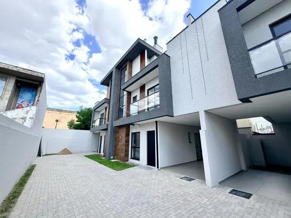 Sobrado com 3 dormitórios à venda, 279 m² por R$ 869.000,00 - Novo Mundo - Curitiba/PR